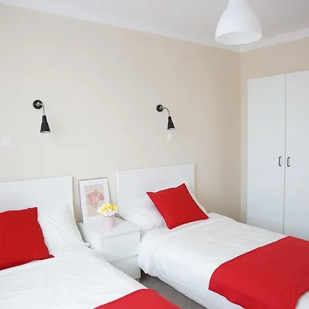 Pomorie Residence Aparthotel מלון דירות *