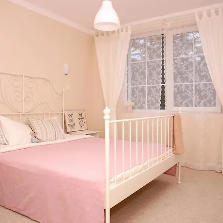 מלון דירות Pomorie Residence Aparthotel פומורי